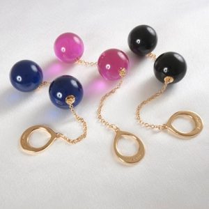 BG03 Insertable Double Geisha Balls with Gold Loop