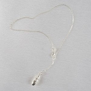 CHC54 Silver Wrist or Ankle Chain with Teardrop Pendant