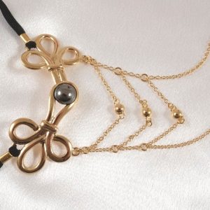 ST142 Women's Brandebourgs Knot with Chains G-String in Gold
