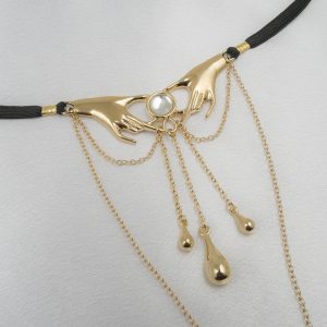ST182 Women's Caressing Hands G-String with Pendants in Gold