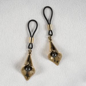 AS126 Gold Lily Nipple Jewelry